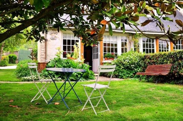 Bed & Breakfast 20091G912012: Saclas 1